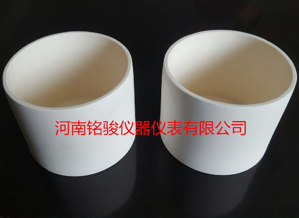 氧化铝刚玉陶瓷坩埚